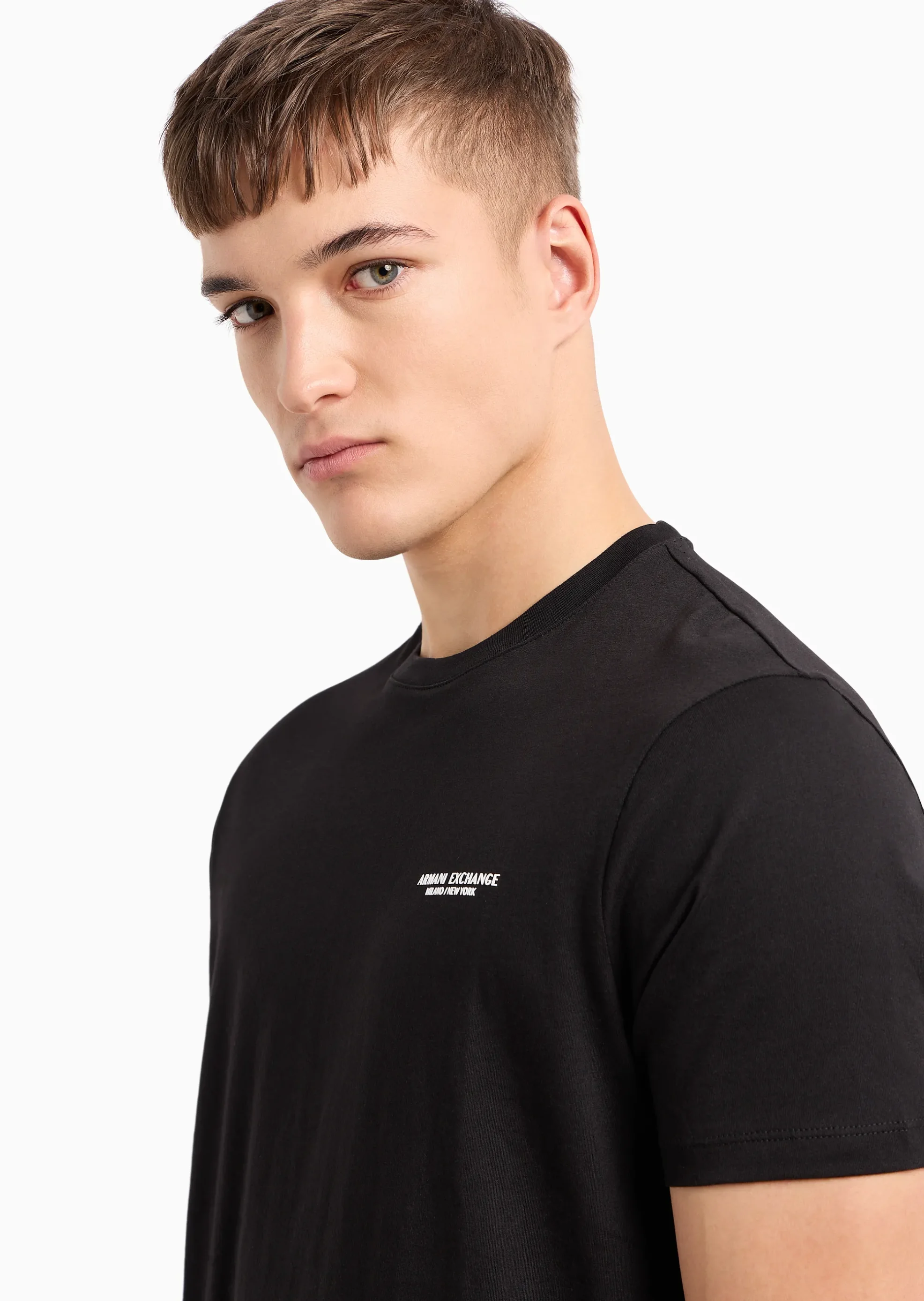 CAMISETA REGULAR FIT PRETO LOGO ARMANI EXCHANGE MILANO NY