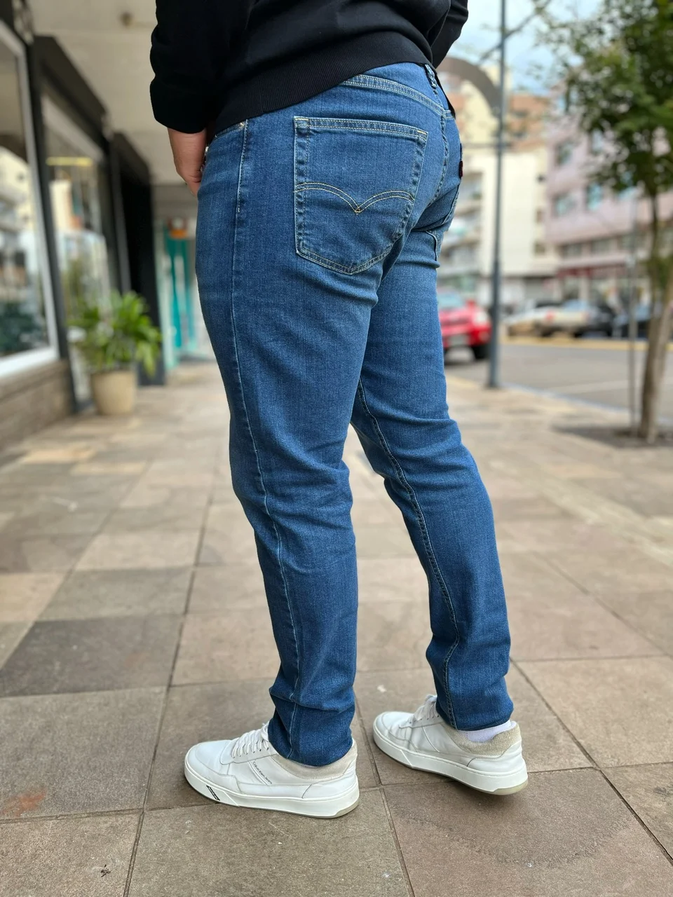 5t levis store jeans