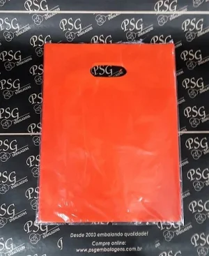 Sacola Plástica Alça Vazada M 30x40 - Laranja