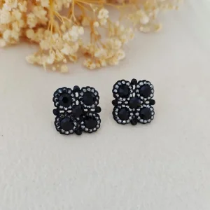 Brinco Floral Strass - <strong>Jet+Jet Hematite</strong>