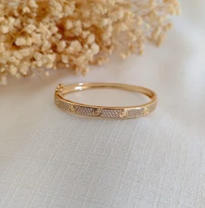 Bracelete Insp. Cartier 3 Filetes Zircônias - <strong>Dourado</strong>