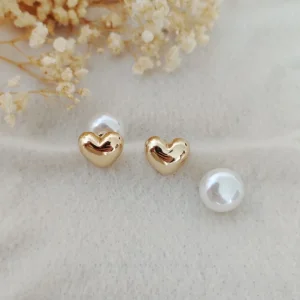 Brinco 3D Coração e Pérola - <strong>Dourado</strong>