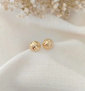 Brinco Bolinha Incrível - <strong>Dourado</strong>