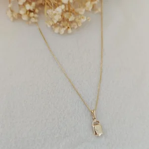 Colar Venez. Cadeado Borboleta Zircônias - <strong>Dourado</strong>