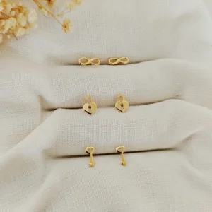 Kit Brincos Infinito Coração - <strong>Dourado</strong>