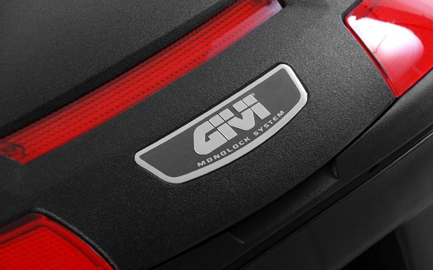 Bauleto Givi Monolock 47L E470N (serve 2 capacetes) Lente Vermelha