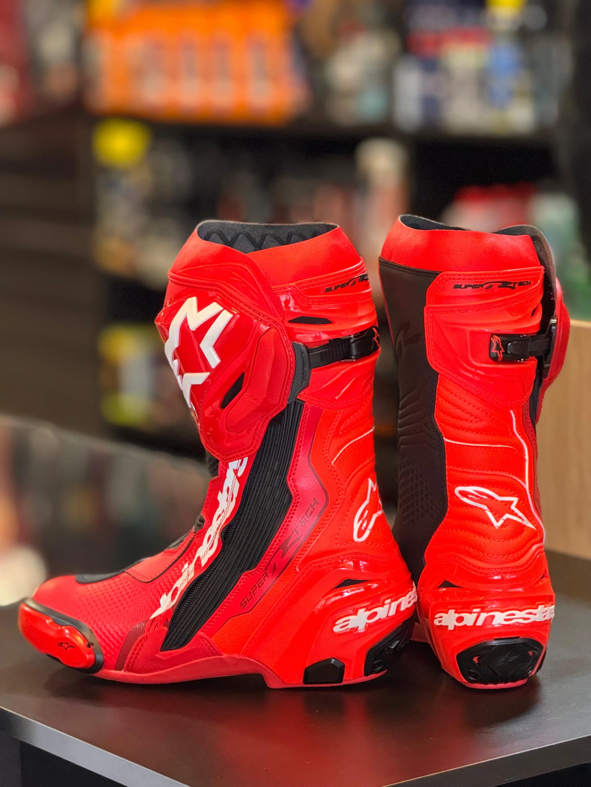Bota Alpinestars Supertech R Vermelho Brilho/ Vermelho Fluor