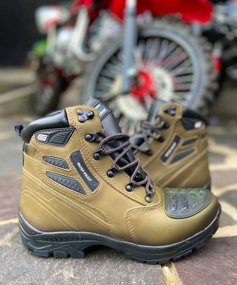 Bota de best sale couro é impermeavel
