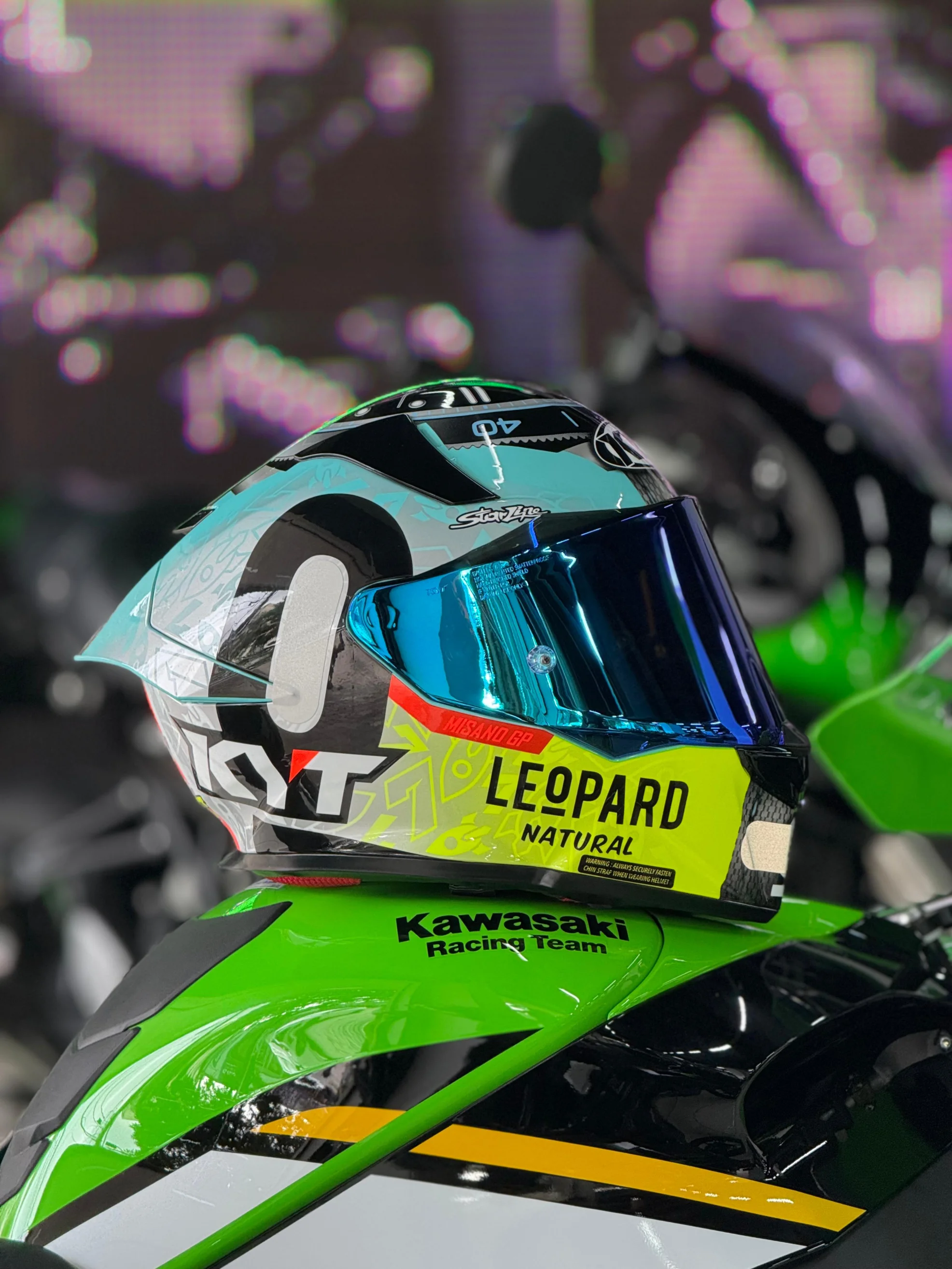 Capacete KYT R2R Max Foggia Misano 2022 - Spinelli Motos Boutique
