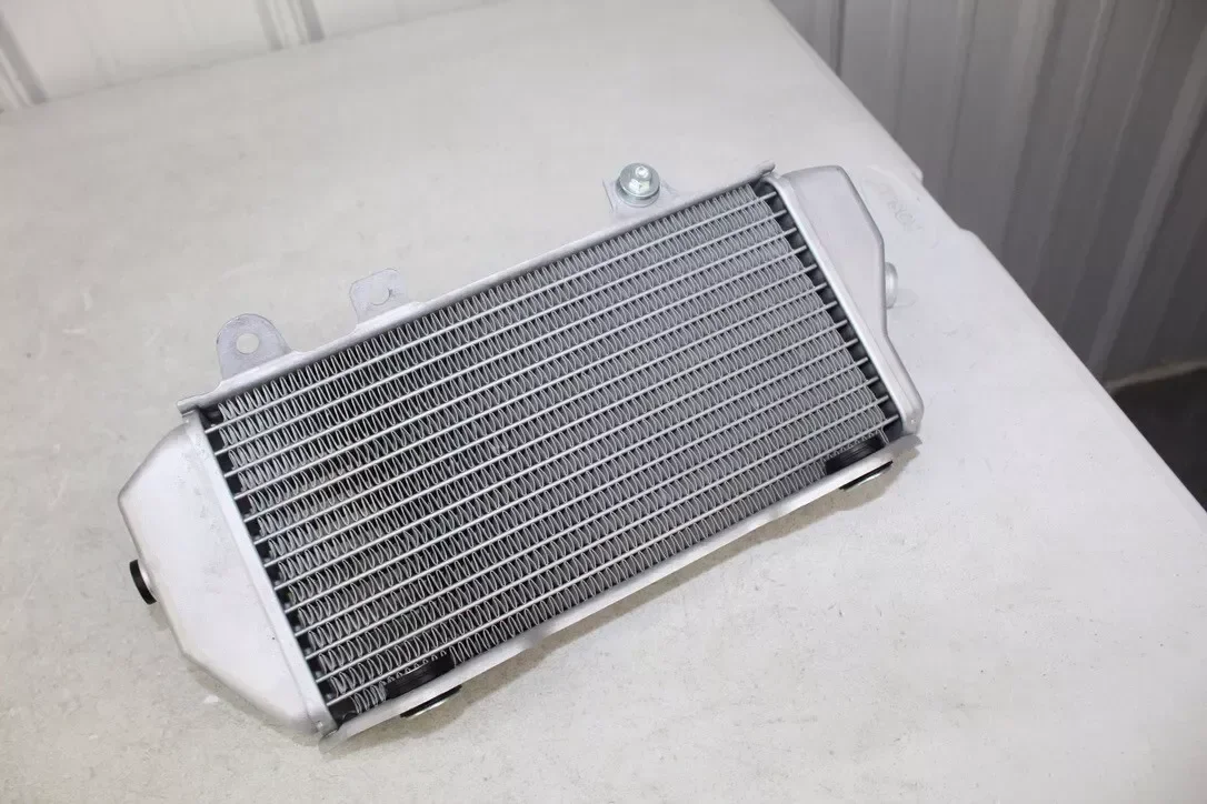 Radiador Esquerdo KX 450 24-25 - Original Kawasaki - Spinelli