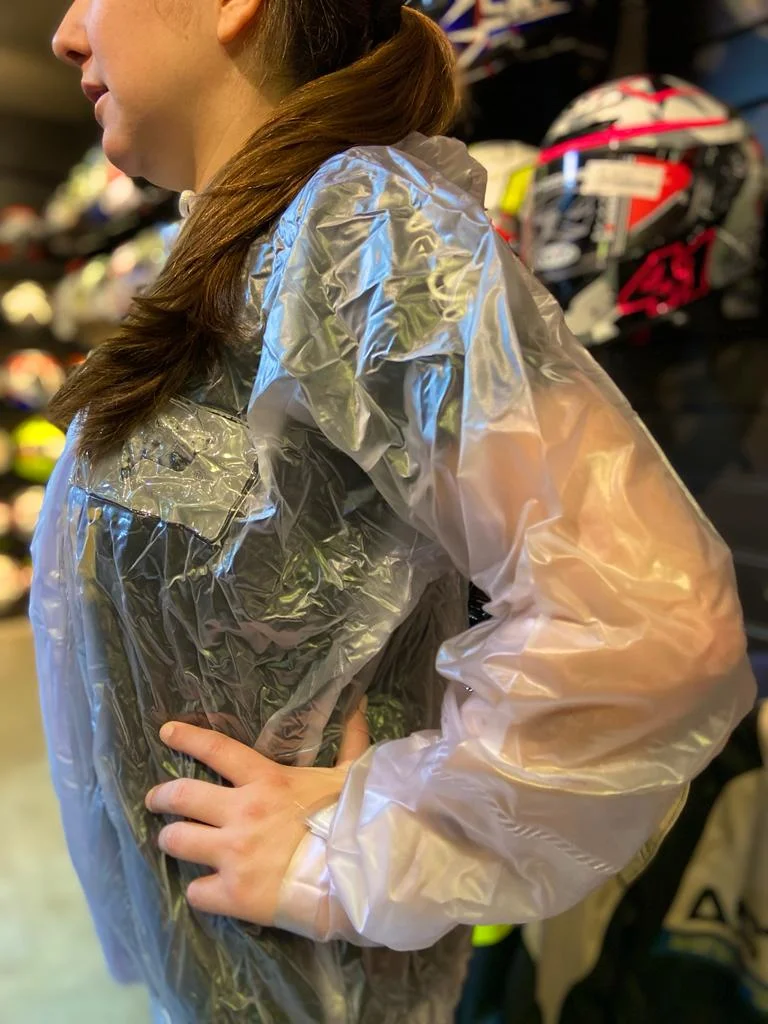 Jaqueta de plastico 2024 transparente
