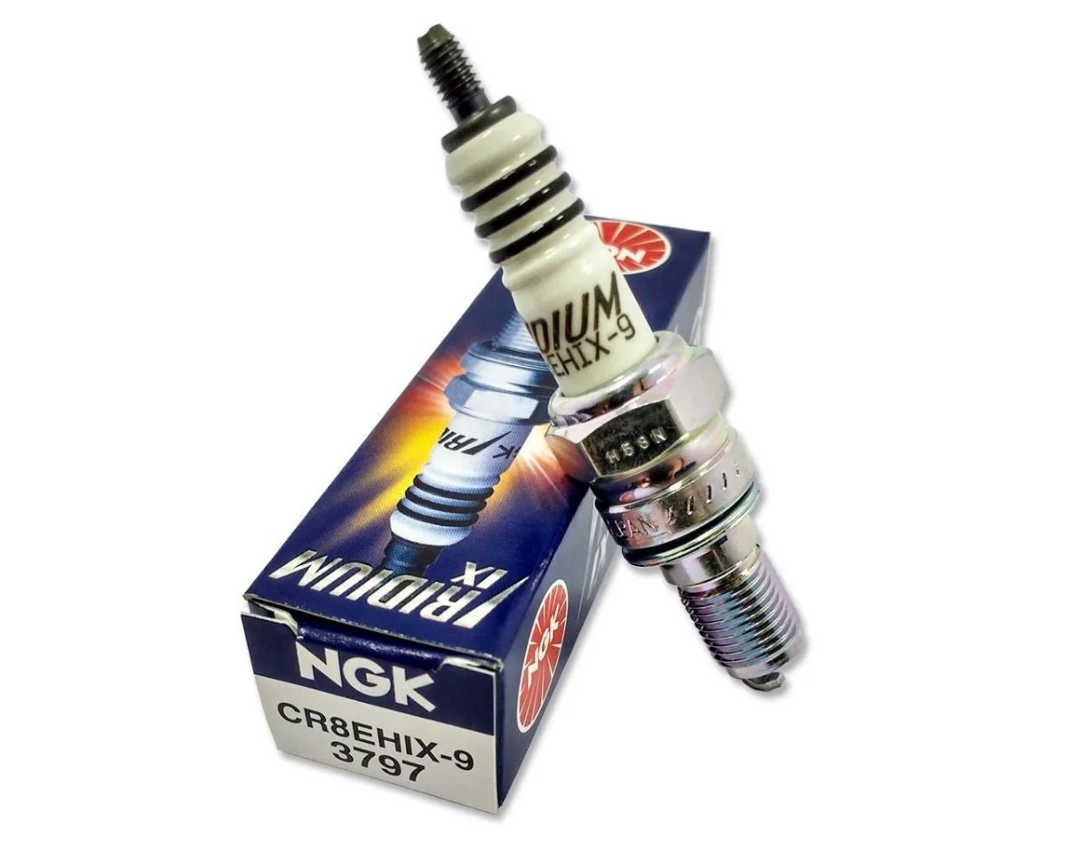 Vela de Ignição CR8EHIX-9 CRF 150F /XR 250 Tornado /CBR 600F