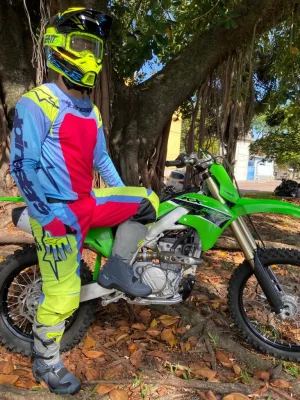 Conjunto Alpinestars Techstar Ocuri 24 Azul Claro/Amarelo Fluor