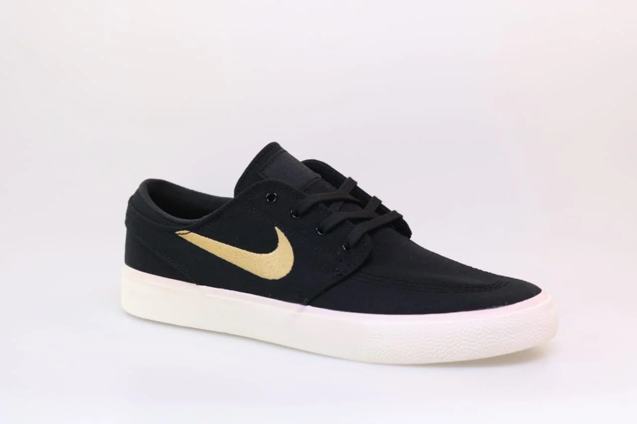 Nike stefan shop janoski black gold