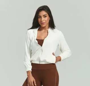 Casaco com Bolso Embutido Poliamida Dri Fit